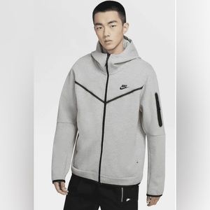 Nike Fleece Tech